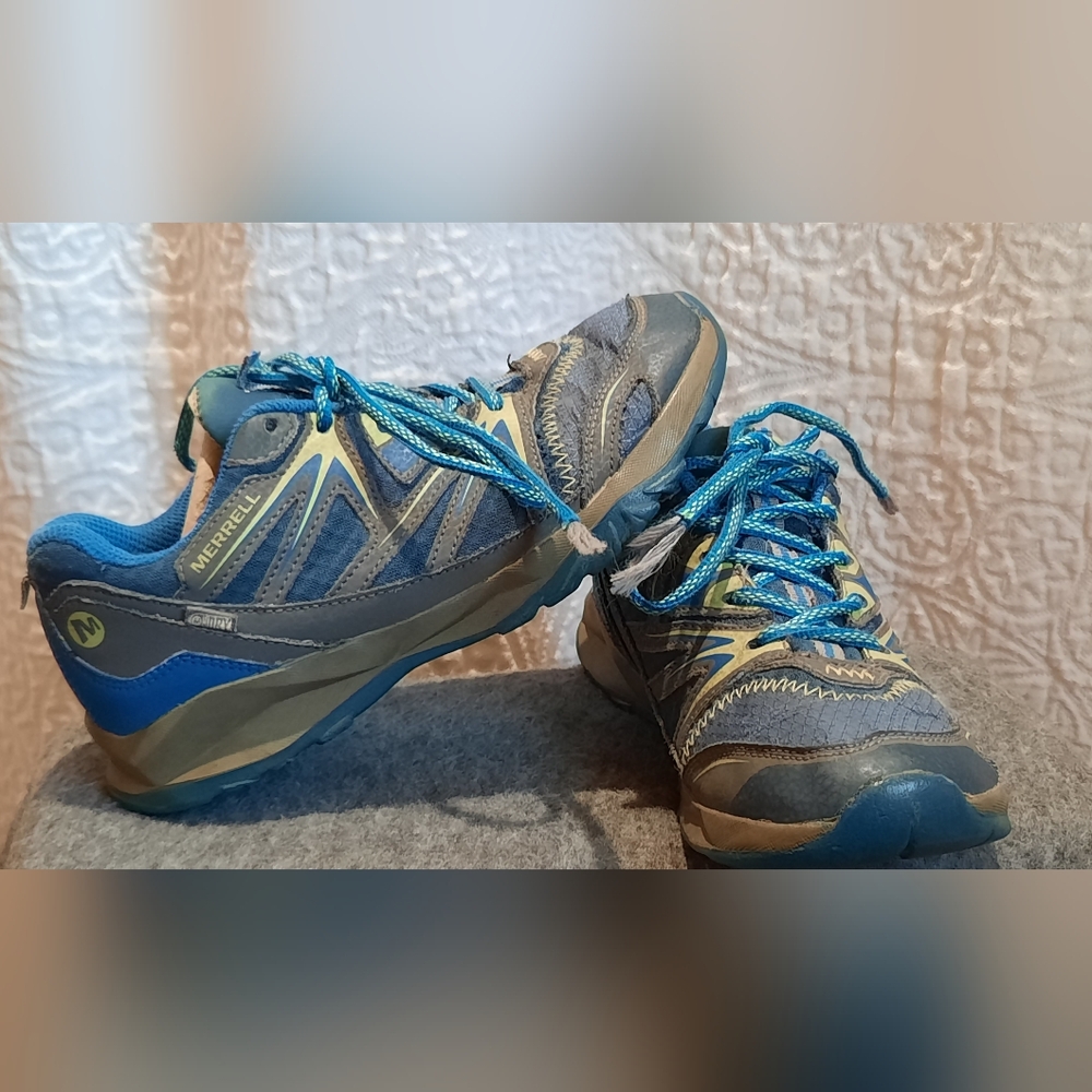 Merrell Sneakers Kids 2.5 Blue Gray Outdoor Activewear Casual Comfort